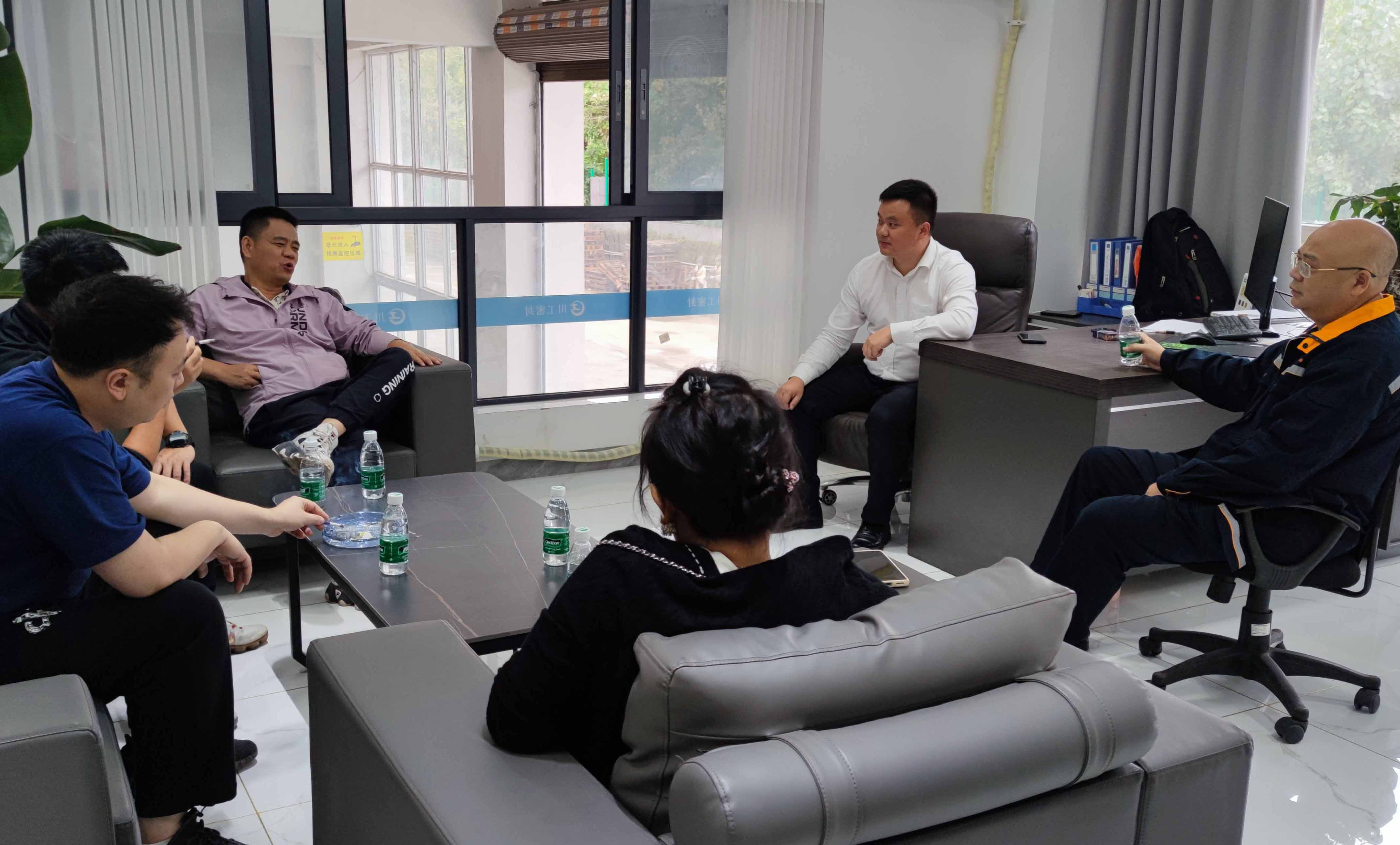 海南中國鋁業分公司領導蒞臨我公司考察